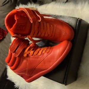 ❤️ Reebok Sneaker Wedge ❤️